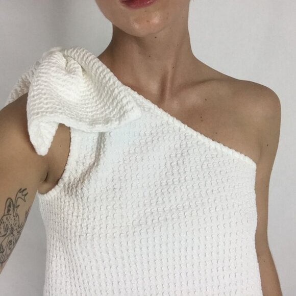 Club Monaco Jambalaya One Shoulder Bow Top S - Picture 3 of 16